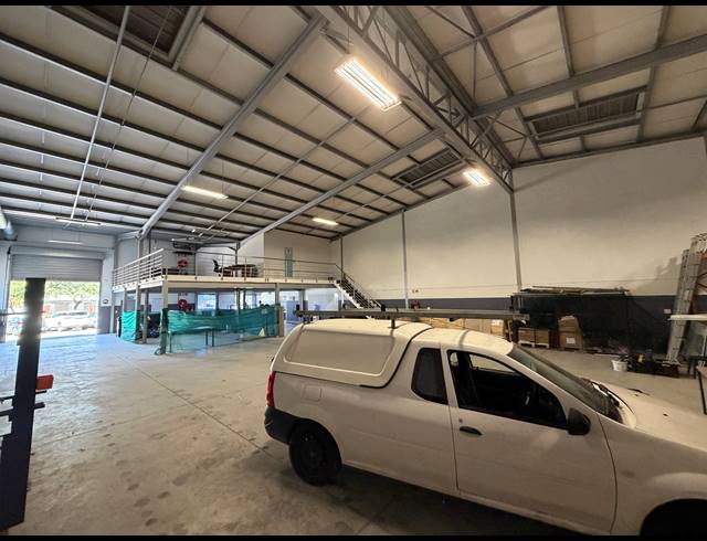 794M² WAREHOUSE TO LET IN BRACKENFELL INDUSTRIAL